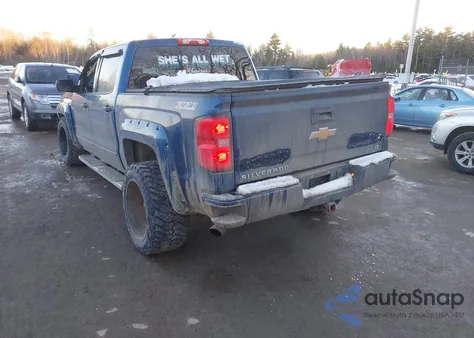 2017 Chevrolet Silverado 1500 2Lt z USA, uszkodzony, nr VIN 3GCUKREC7HG160760